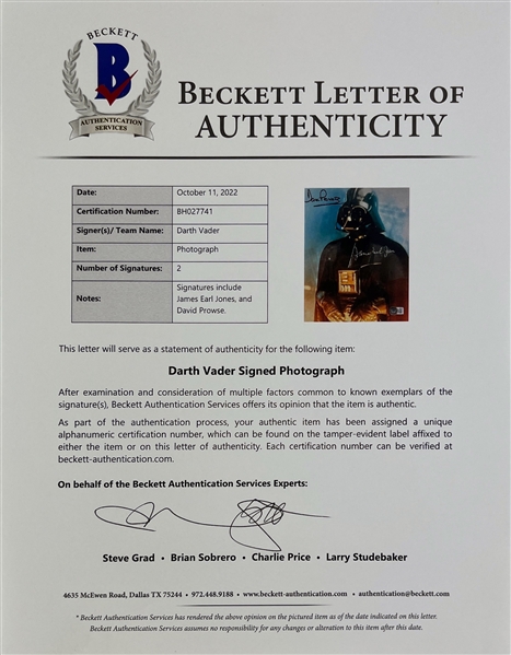 Star Wars: James Earl Jones & David Prowse Signed 8 x 10 Darth Vader Photo (Beckett/BAS)