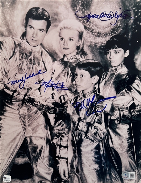 Lost In Space: Cast Signed 11 x 14 Photograph (4 Sigs)(Beckett/BAS)