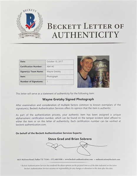Wayne Gretzky Signed 11 x 14 Stanley Cup Photo (Beckett/BAS LOA)