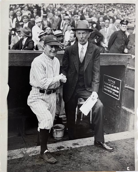Vintage Wide World Photo of the Friendly Enemies Connie Mack & Miller Huggins