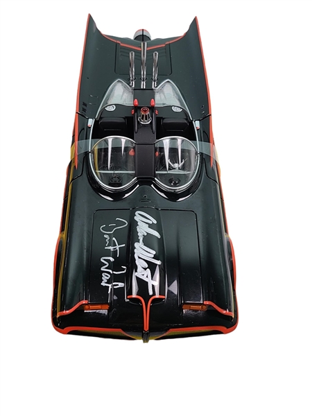 Batman Adam West Burt Ward Signed Danbury Mint 1:18 Scale Die-Cast Batmobile (Danbury Mint)(Third Party Guaranteed)