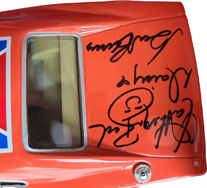 Dukes of Hazzard Cast Autographed 1:18 Scale Die-Cast General Lee Car (9 Sigs)(Beckett/BAS)(Celebrity Authentics)