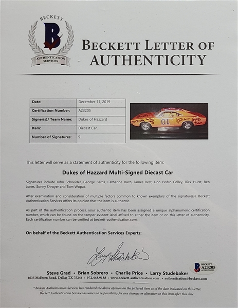 Dukes of Hazzard Cast Autographed 1:18 Scale Die-Cast General Lee Car (9 Sigs)(Beckett/BAS)(Celebrity Authentics)