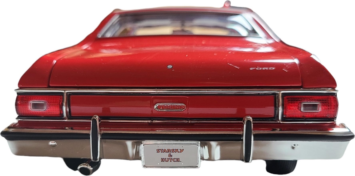 Starsky & Hutch Autographed 1:18 Car (Celebrity Authentics)