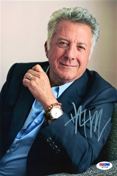 Dustin Hoffman Signed 7.5 x 11 Color Photo (PSA/DNA)