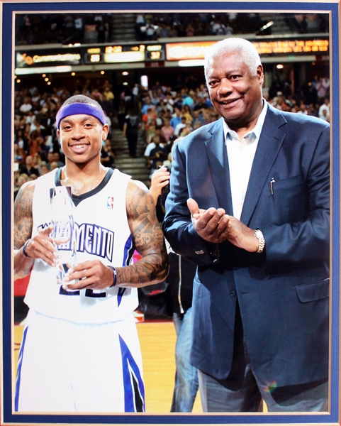 Oscar Robertson Signed Cincinnati Royals Throwback Style Jersey Presented to Isiah Thomas During Award Ceremony (Beckett/BAS LOA)