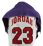 Michael Jordan Game Worn Towel from Historic Game 6 of 1998 NBA Finals - Jordan's Last Game with The Bulls! (Sports Investors LOA & Affidavit)