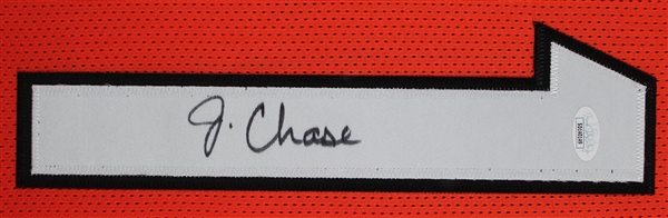 Ja'Marr Chase Signed Cincinnati Bengals Jersey in Custom Framed Display (Beckett/JSA Witnessed)