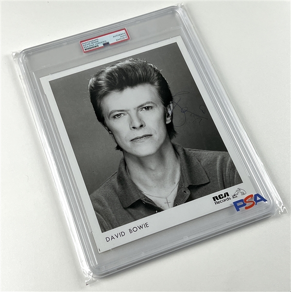 David Bowie 1981 Signed 8” x 10” Original RCA Records Promo Photo (PSA Encapsulated) 