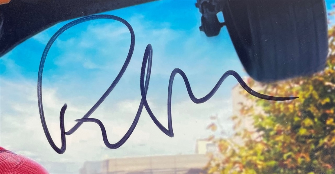 ANT-MAN & THE WASP 11 x 14 Photograph Signed by Paul Rudd & Evangeline Lilly (PSA/DNA)