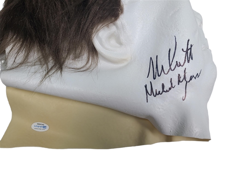 Halloween: Nick Castle Signed Mask w/ Rare Michael Myers Inscription & Stand (Third Party Guaranteed)