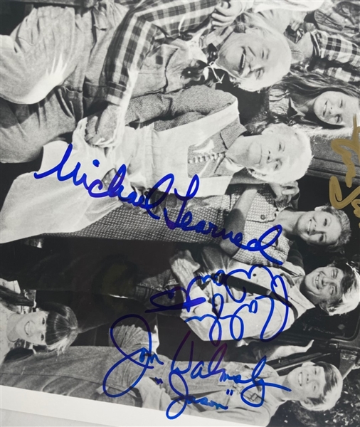 The Waltons: Cast Signed Photograph (8/Sigs) (Beckett/BAS)