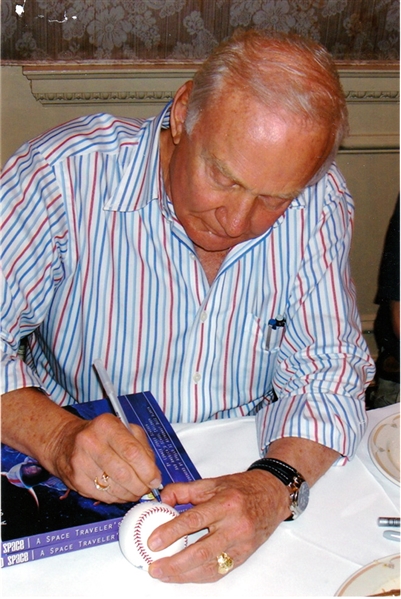 Astronaut BUZZ ALDRIN Signed Official ML Baseball With EXACT Signing Photo! * JSA LOA 