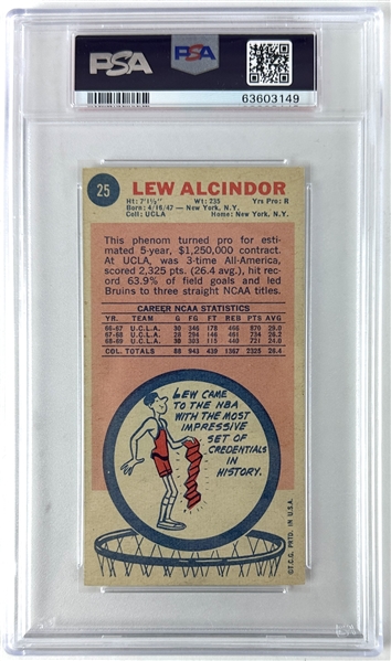 Kareem Abdul-Jabbar Signed 1969 Topps Rookie Card - PSA/DNA Autograph Graded MINT 9!