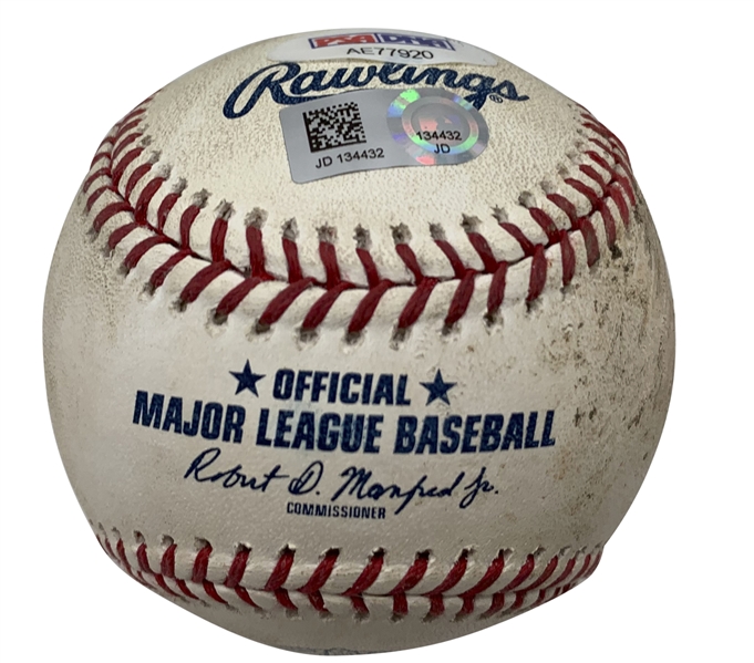 Clayton Kershaw Signed, Pitched & Game Used Baseball :: 9-01-2018 vs ARI :: Ball Pitched by Kershaw! (PSA/DNA & MLB Hologram)