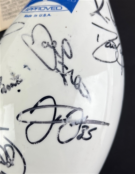 Ozzie Smith's Multi-Signed 1990's Kirby Puckett Bowling Pin (12 Sigs)(Smith LOA)(Third Party Guaranteed)