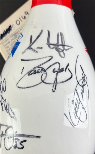 Ozzie Smith's Multi-Signed 1990's Kirby Puckett Bowling Pin (12 Sigs)(Smith LOA)(Third Party Guaranteed)