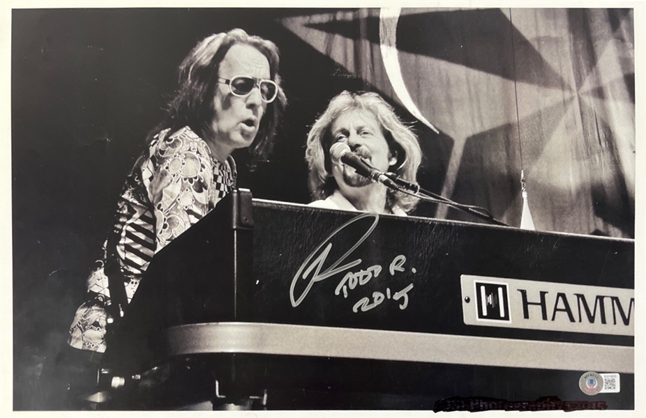 Todd Rundgren Signed 11 x 17 Photo (Beckett/BAS)