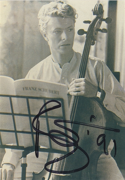 David Bowie 1991 Signed 4” x 6” Postcard Photo (Andy Peters Bowie Expert) 