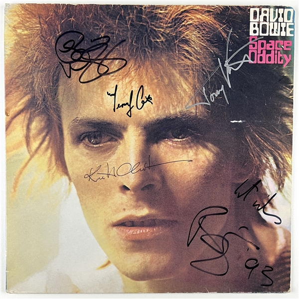 David Bowie Multi-Signed “Space Oddity” Album Record (6 Sigs) (Andy Peters Bowie Expert) 