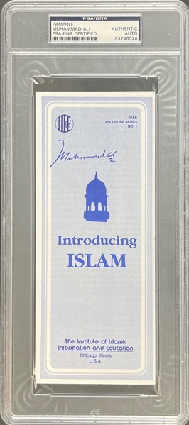 Muhammad Ali Signed 'Introducing Islam' Pamphlet (PSA/DNA Encapsulated)