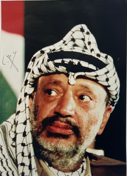 Palestine President Yasser Arafat Signed 8 x 11 Photo (Third Party Guaranteed)