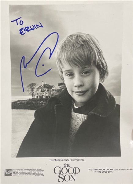 Macaulay Culkin Signed Photograph (Beckett/BAS)