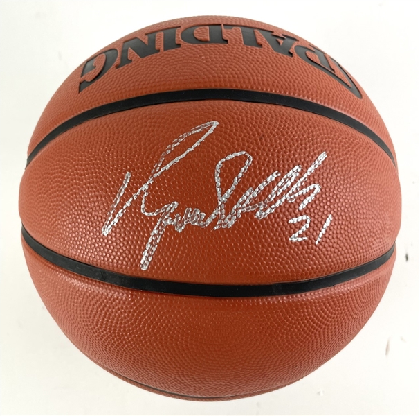 Dominique Wilkins Signed Spalding Basketball (Beckett/BAS)