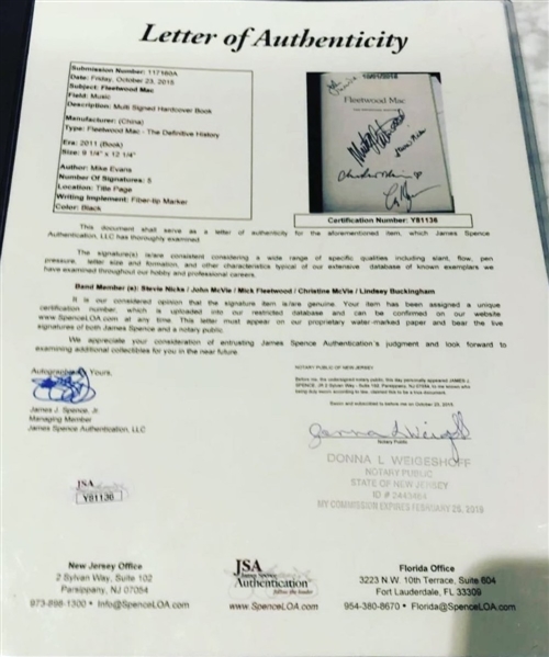 Fleetwood Mac RARE Complete Band Signed The Definitive History Book (5 Sigs) (JSA Authentication)