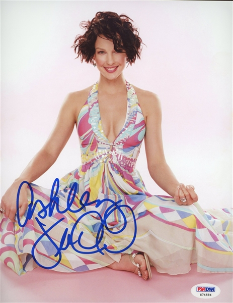 Ashley Judd Signed 8" x 10" Photo (JSA)