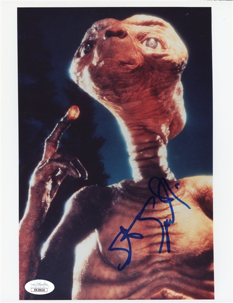 E.T.: Steven Spielberg 8" x 10" Photo (JSA LOA)