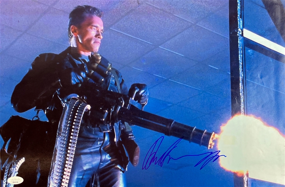 Arnold Schwarzenegger Signed 12" x 18" Terminator 2 Photograph (JSA)