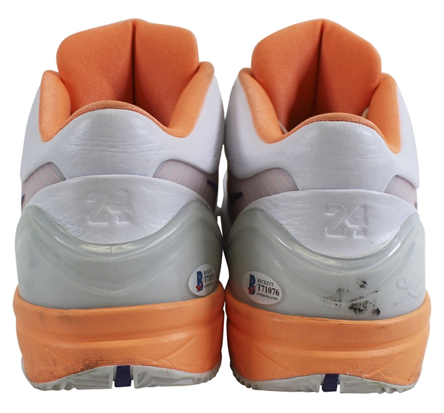 Devin Booker 2019-20 Game Used & Signed Nike Kobe IV Basketball Shoes :: Photomatched to Multiple Games (MeiGray & Beckett/BAS)