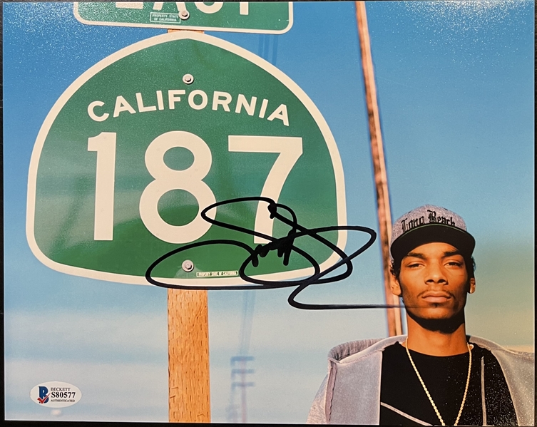 Snoop Doggy Dogg Terrific Signed 8" x 10" Color Photo (Beckett/BAS COA)