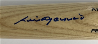  Luis Aparicio Signed Adirondack Bat (JSA)