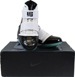 LeBron James Signed 2009 Nike Soldier III Shoes (UDA COA)