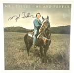 Mel Tillis Signed "Me and Pepper" Album (Beckett/BAS)