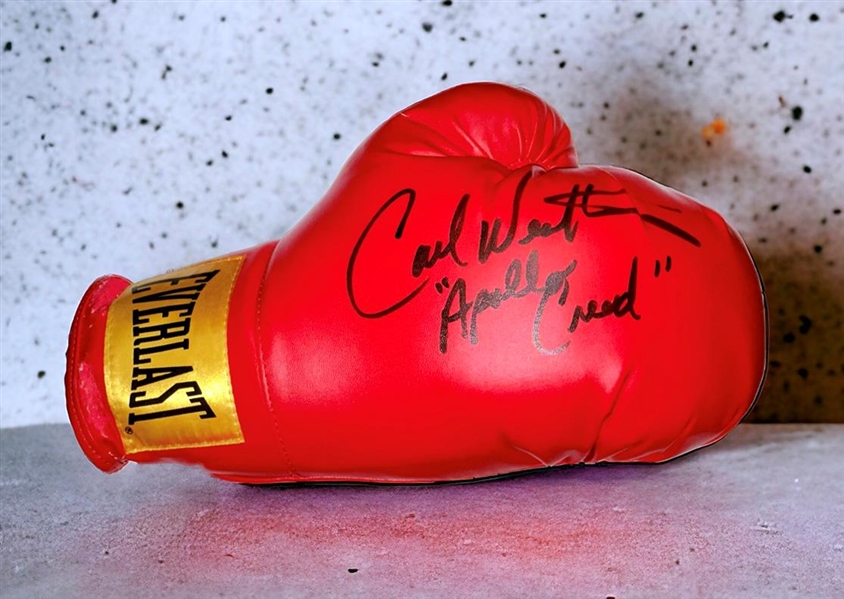 Carl Weathers Signed Everlast Red Boxing Glove w/ Apollo Creed Inscription! (Third Party Guarantee)