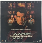 007: Pierce Brosnan Signed Tomorrow Never Dies LaserDisc Cover (Beckett/BAS)