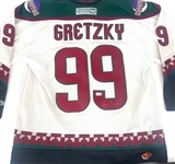 Wayne Gretzky Signed Coyotes NHL Hockey CCM Jersey (Beckett/BAS)