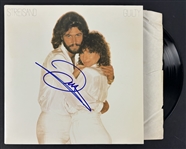 Barry Gibb Signed Guilty Album Cover w/ Vinyl (Beckett/BAS)