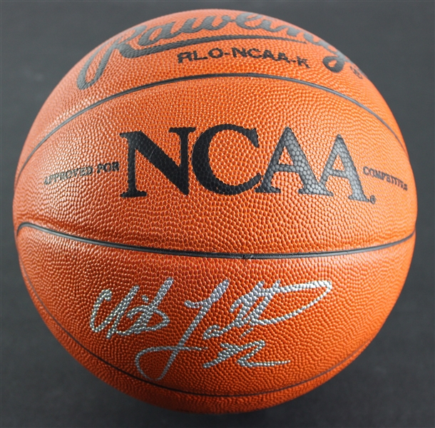 US Dream Team Christian Laettner Signed Rawlings NCAA Basketball (Beckett/BAS)
