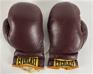 Muhammad Ali Signed Training Gloves – 1979 Gift with Provenance (JSA & Craig Hamilton)