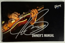 Joe Bonamassa Signed Gibson Guitar Manual (Beckett/BAS)